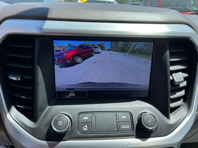 Used 2023 GMC Acadia SLT image 18