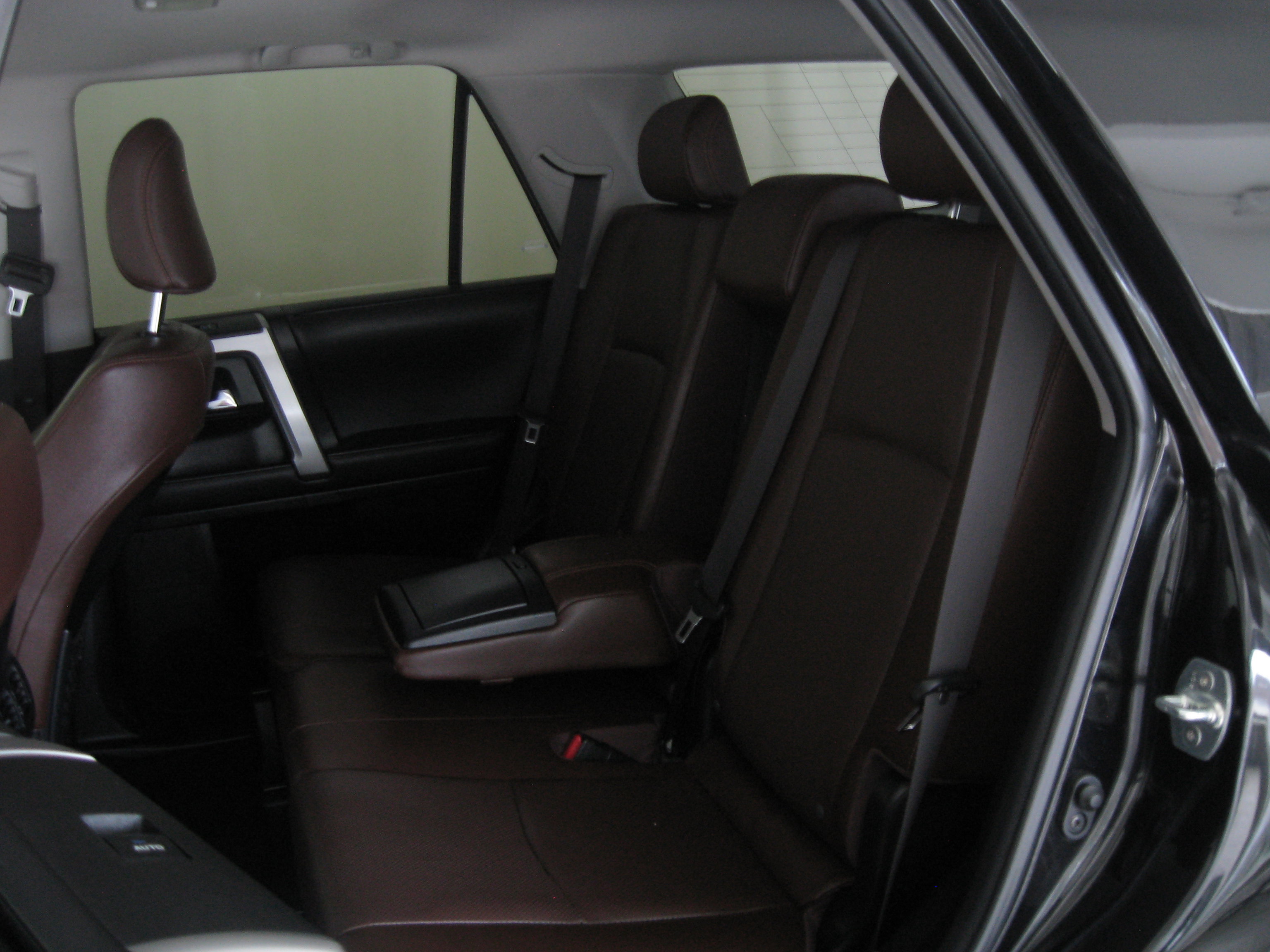 Used 2024 Toyota 4Runner Limited image 11