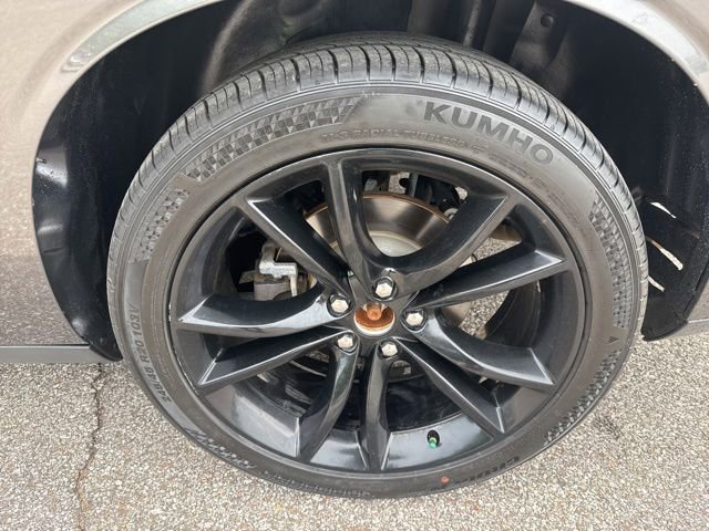 Used 2018 Dodge Challenger R/T w/ Driver Convenience Group RWD image 12