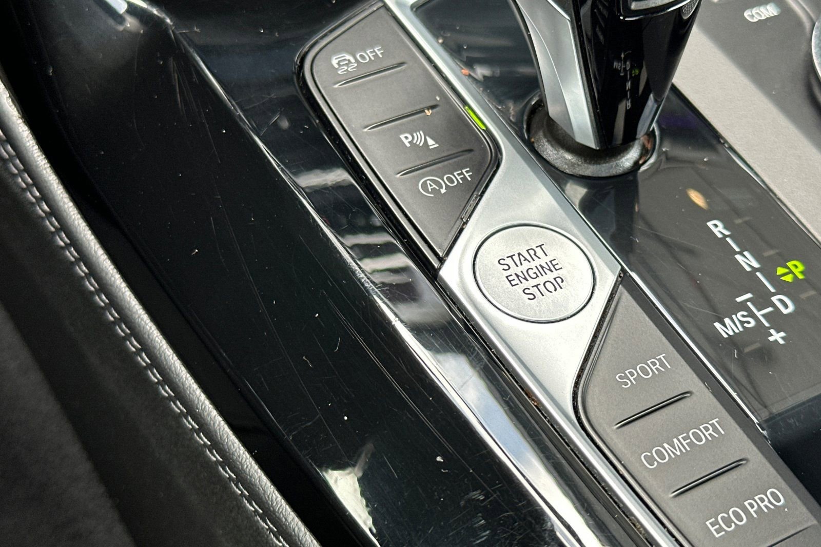 Used 2023 BMW X4 xDrive30i w/ Premium Package AWD/4WD image 25