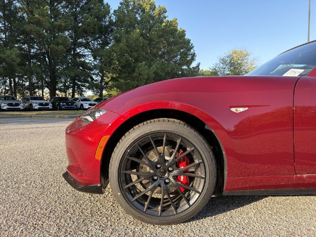 New 2026 MAZDA MX-5 Miata RF Club w/ Interior Package RWD image 10