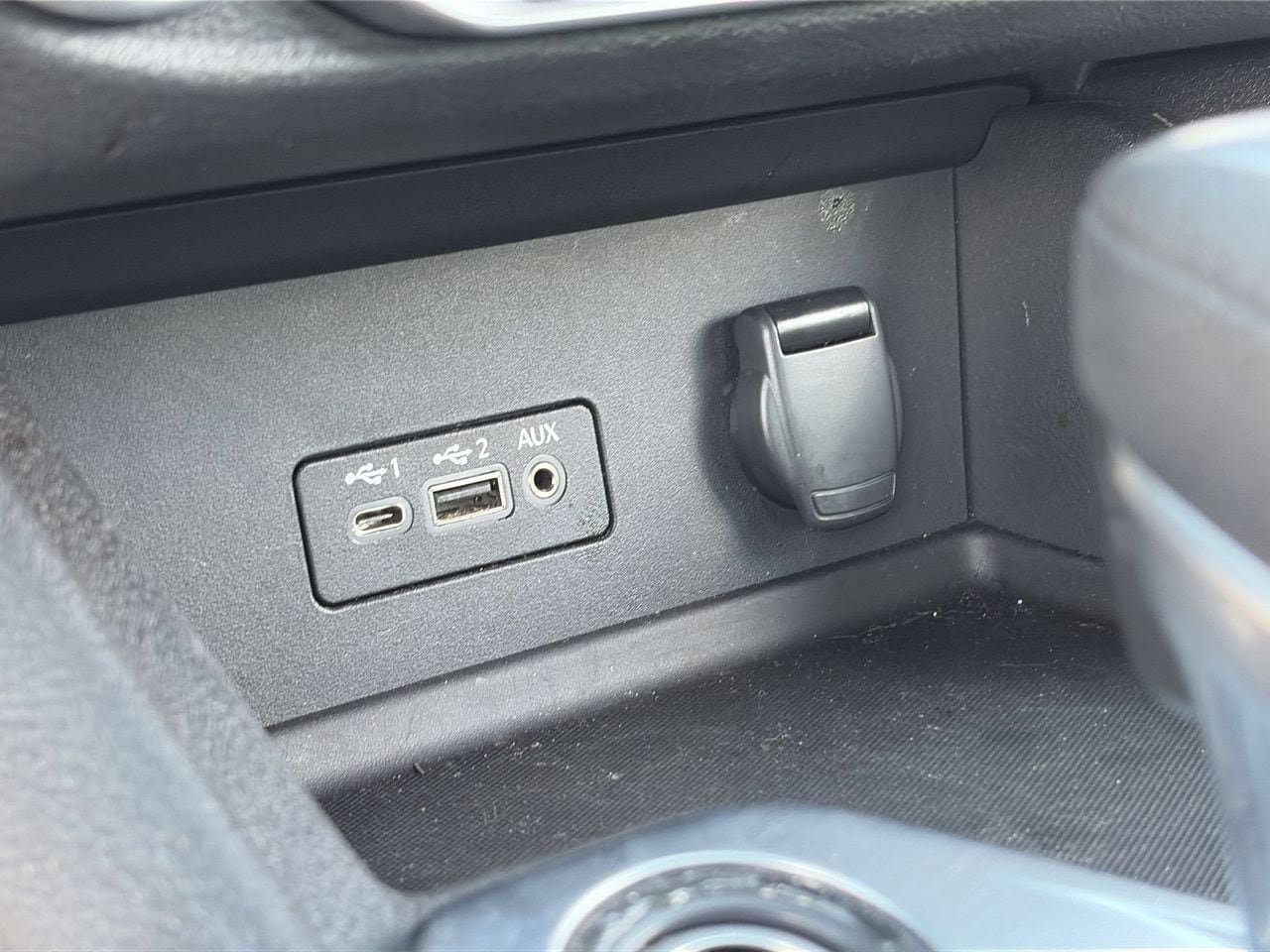 Used 2020 Nissan Sentra SV FWD image 26