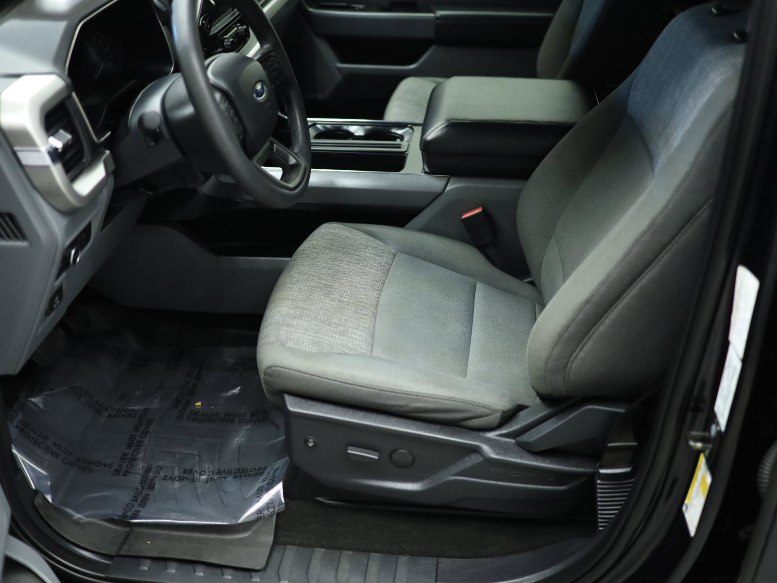 Used 2022 Ford F150 XLT w/ Trailer Tow Package image 21