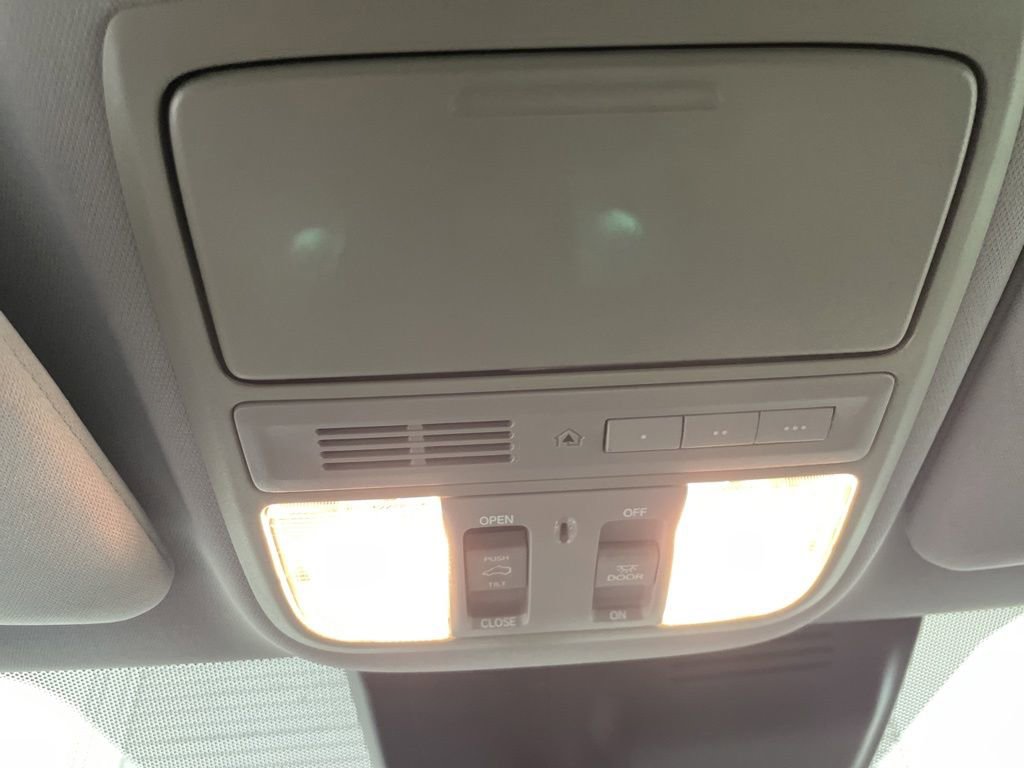 Used 2018 Honda CR-V EX-L image 17