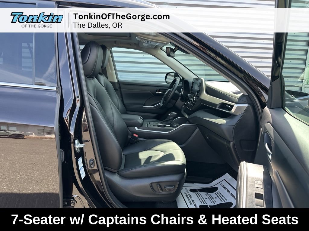 Used 2022 Toyota Highlander XLE AWD/4WD image 27