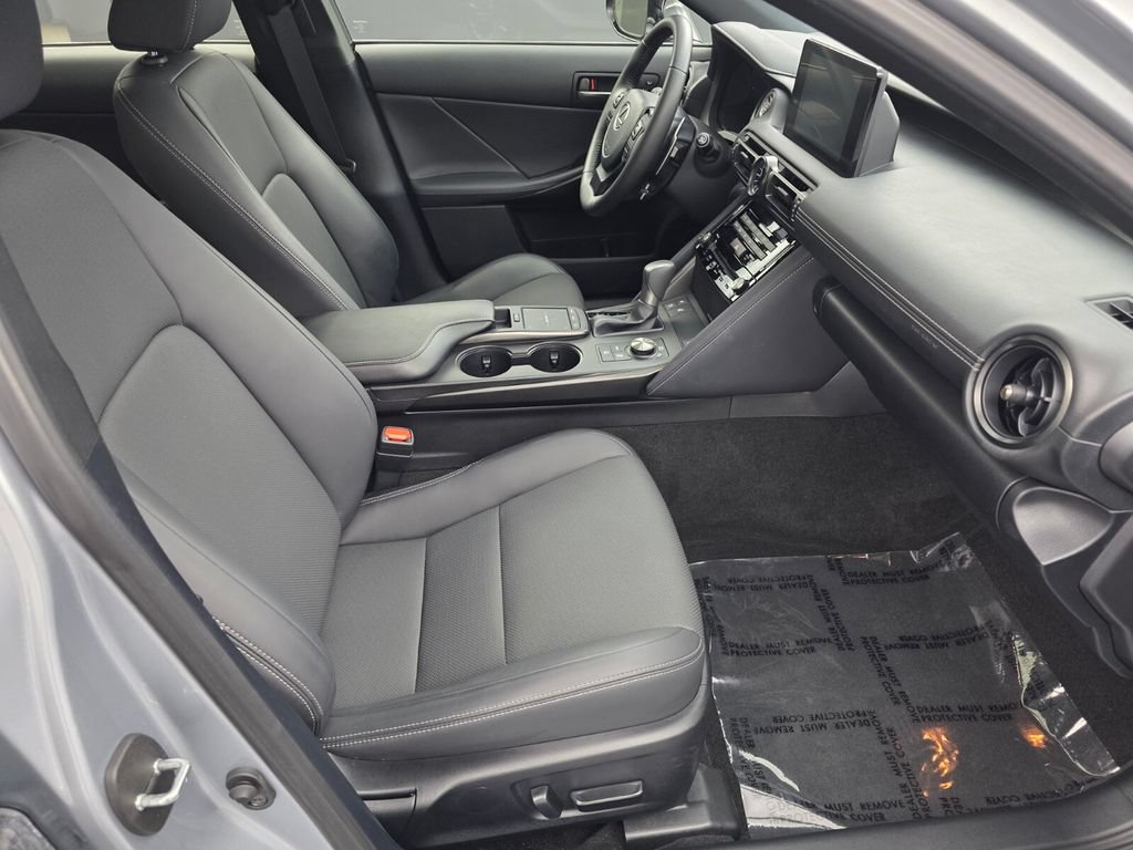 Used 2023 Lexus IS 300 w/ Premium Package RWD image 28
