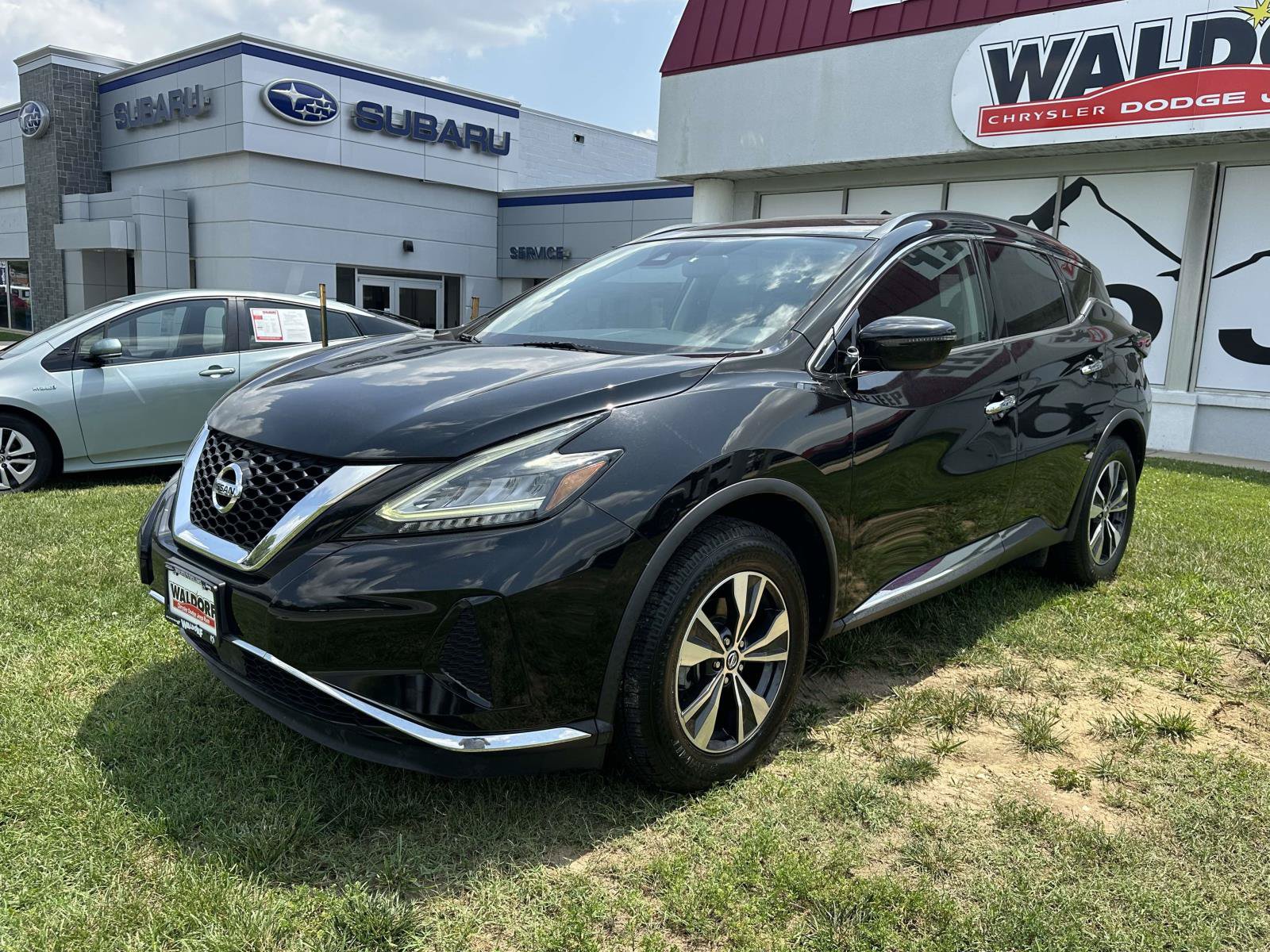 Used 2020 Nissan Murano SV AWD/4WD image 3