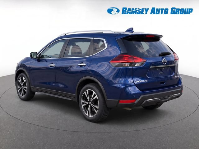 Certified 2020 Nissan Rogue SV w/ Premium Package AWD/4WD image 3