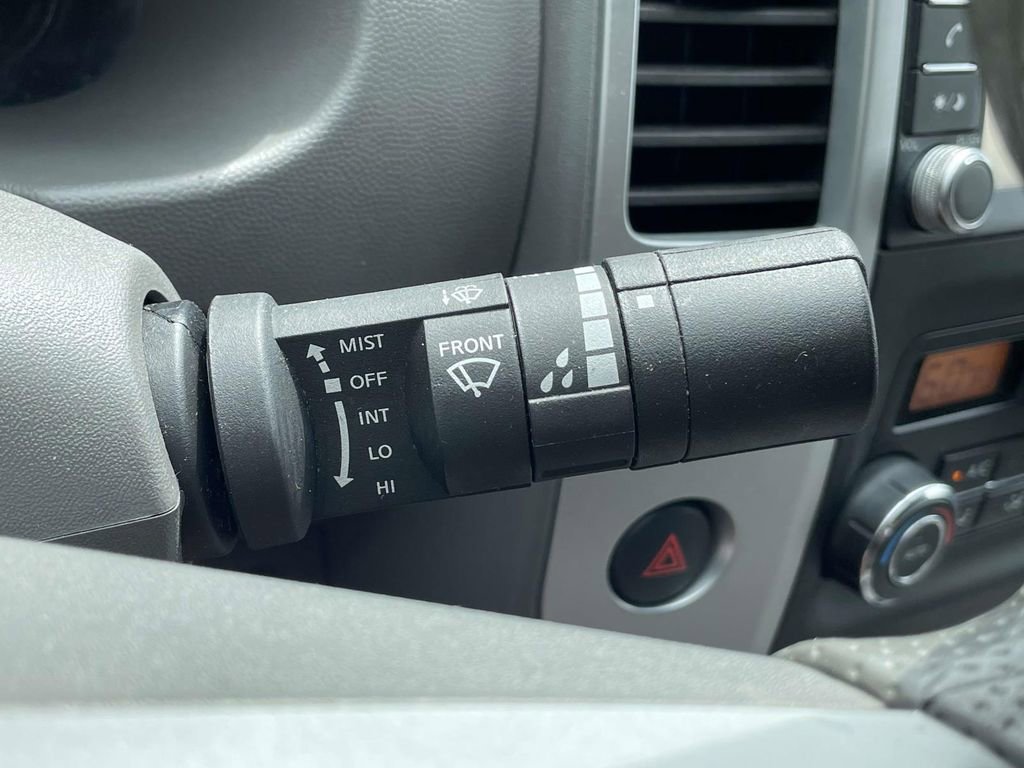 Used 2020 Nissan Frontier SV w/ Midnight Edition Floor Mats RWD image 31