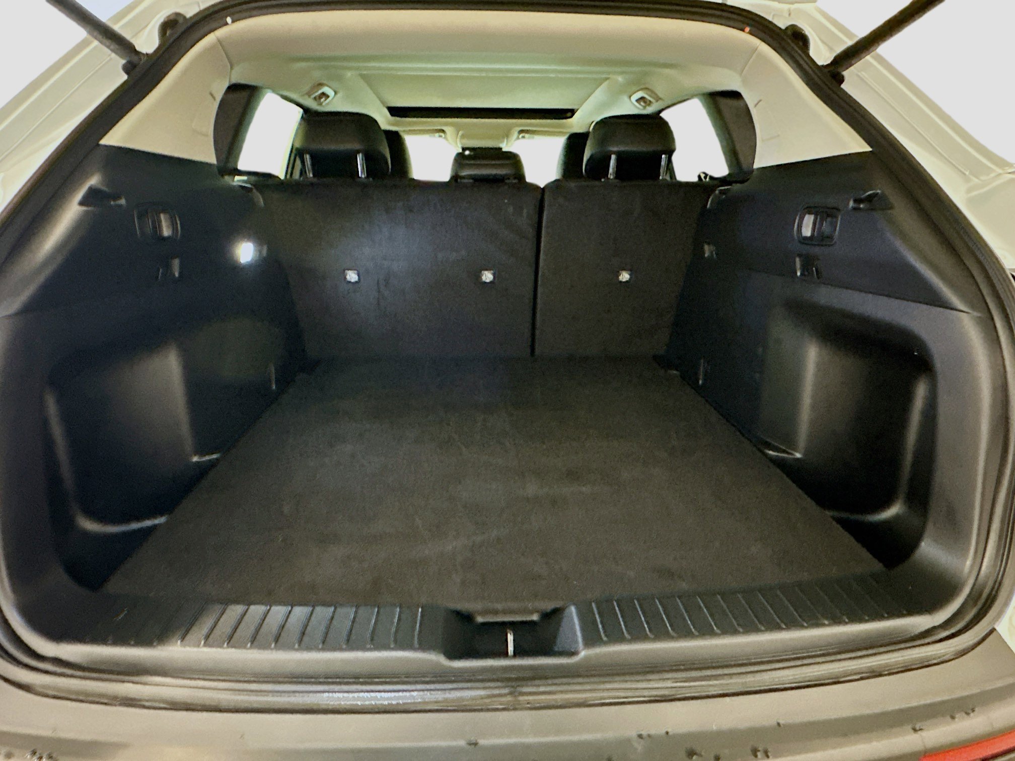 Used 2025 MAZDA CX-50 AWD 2.5 S w/ Premium Package image 31