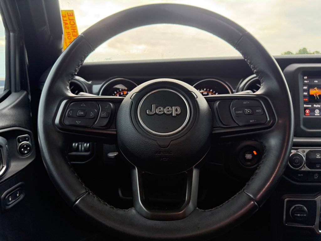 Used 2022 Jeep Gladiator Sport AWD/4WD image 8