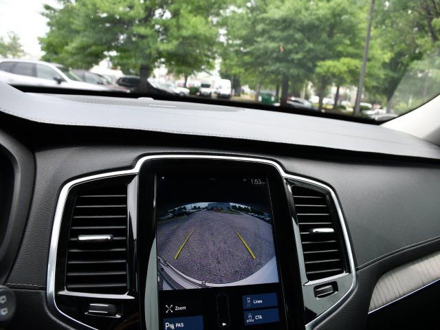 Used 2021 Volvo XC90 T6 Inscription w/ Climate Package AWD/4WD image 17