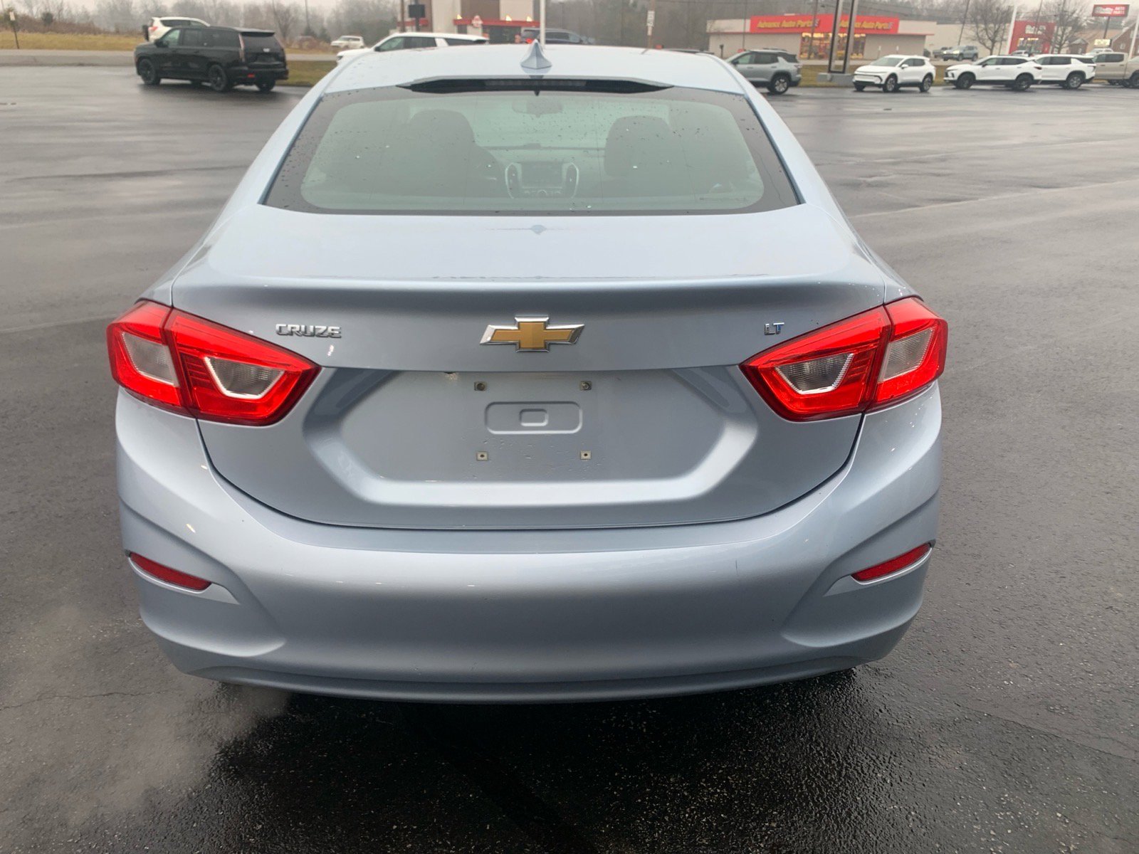 Used 2017 Chevrolet Cruze LT w/ Sun And Sound Package image 3