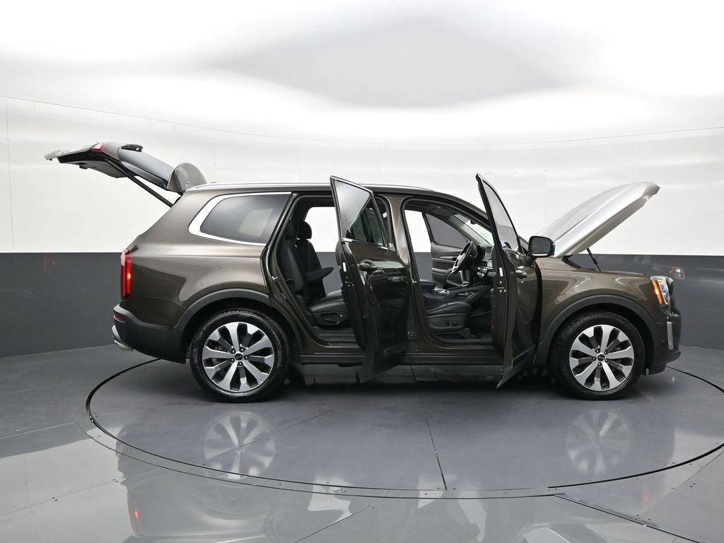 Used 2021 Kia Telluride EX w/ EX Premium Package FWD image 30