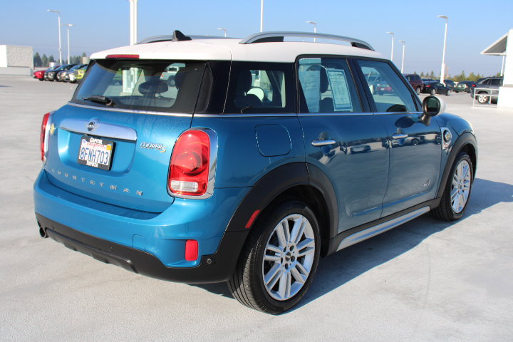 Used 2019 MINI Cooper Countryman SE w/ Premium Package image 3