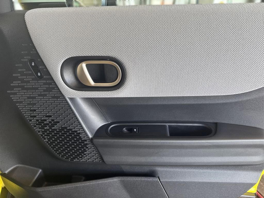 Used 2025 MINI Cooper S image 26