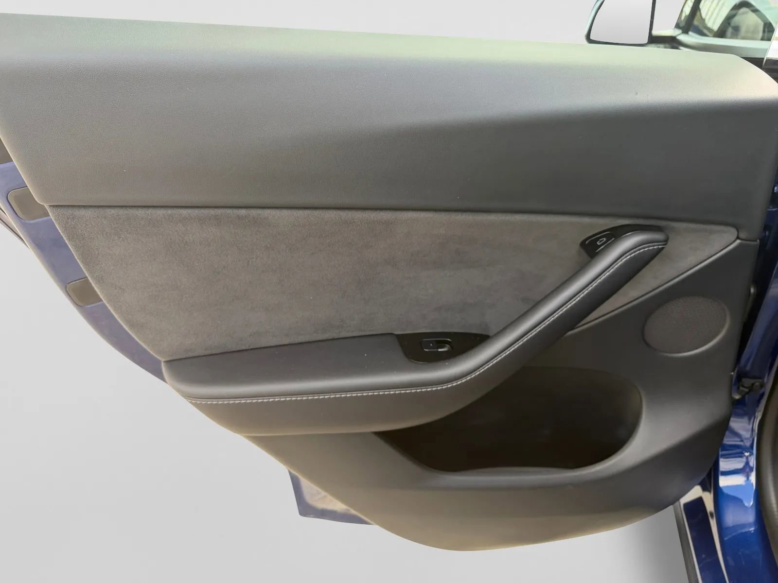 Used 2020 Tesla Model Y Long Range image 26