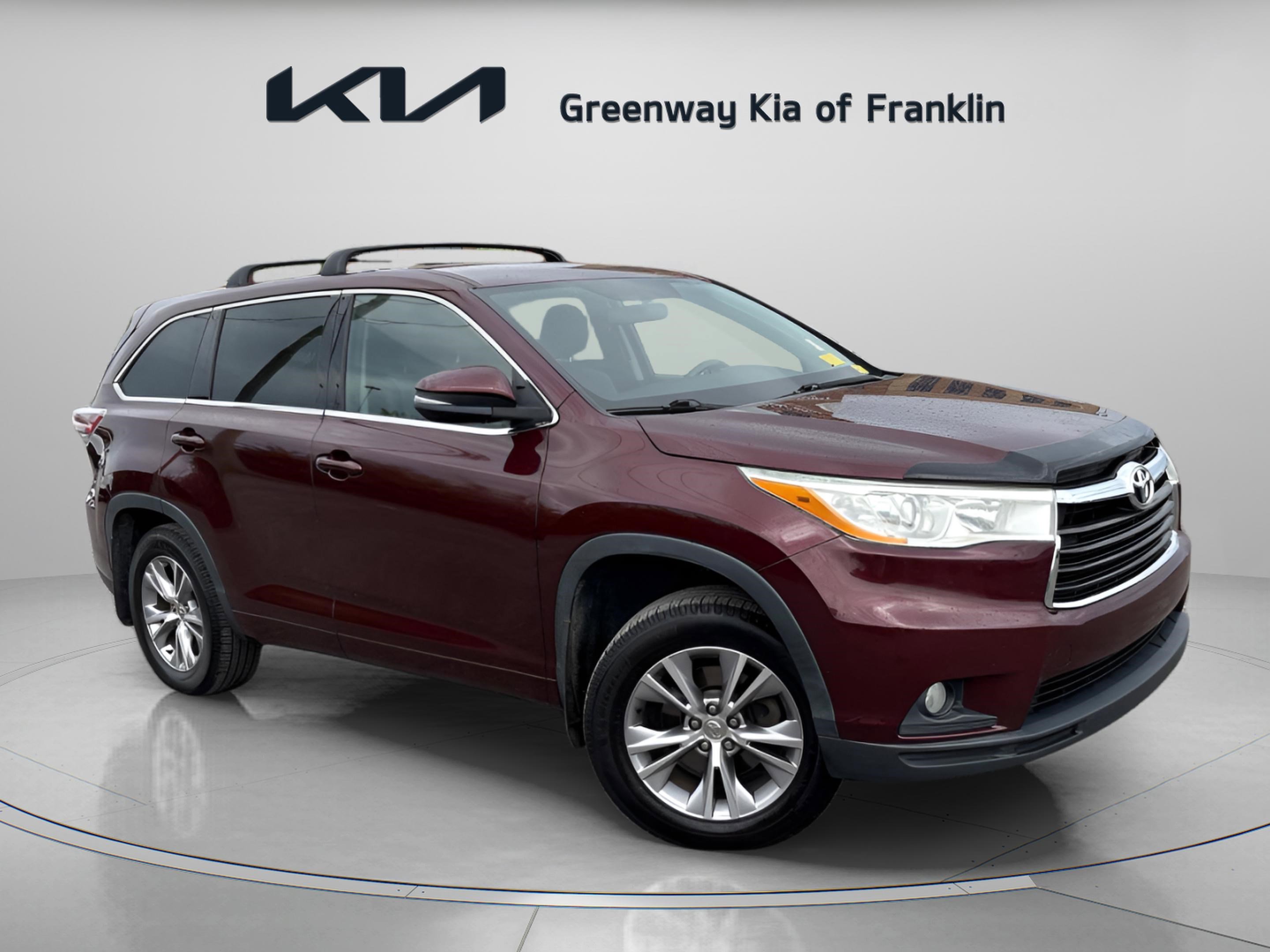 Used 2014 Toyota Highlander LE video 1