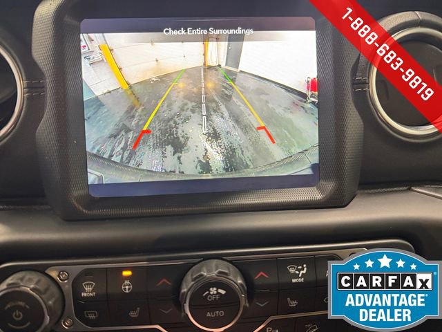 Used 2019 Jeep Wrangler Unlimited Sahara image 16