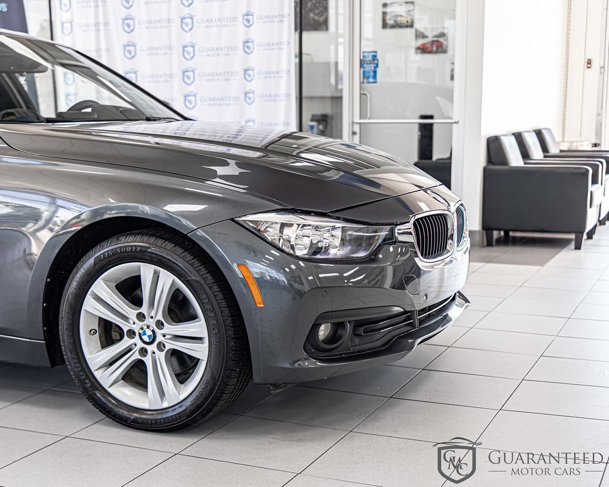 Used 2016 BMW 328i xDrive Sedan AWD/4WD image 4