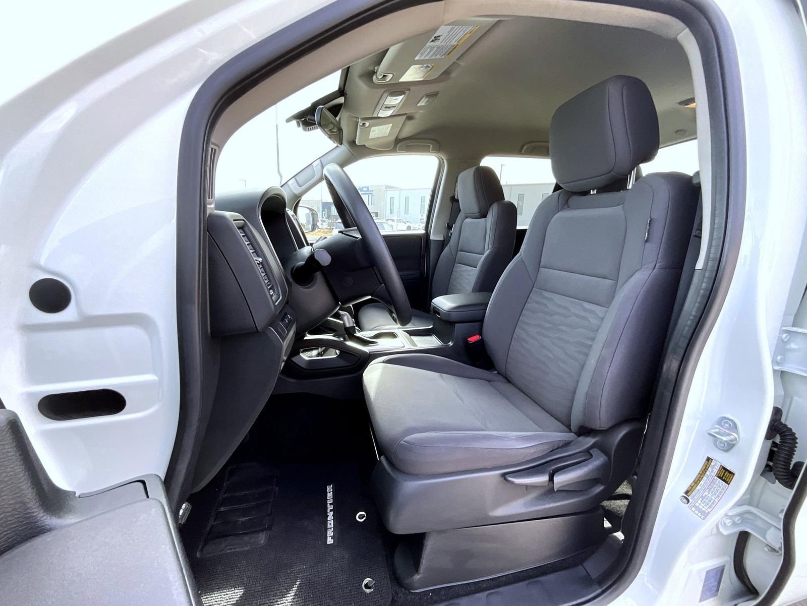 Certified 2024 Nissan Frontier S image 10