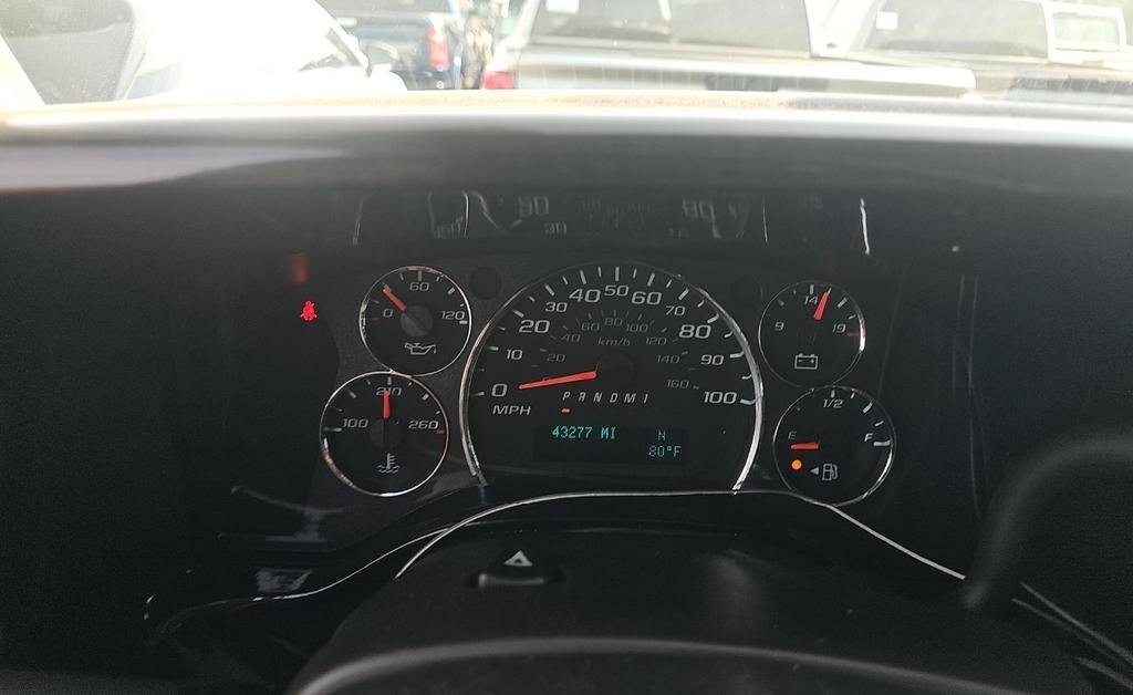 Used 2023 GMC Savana 2500 RWD image 12