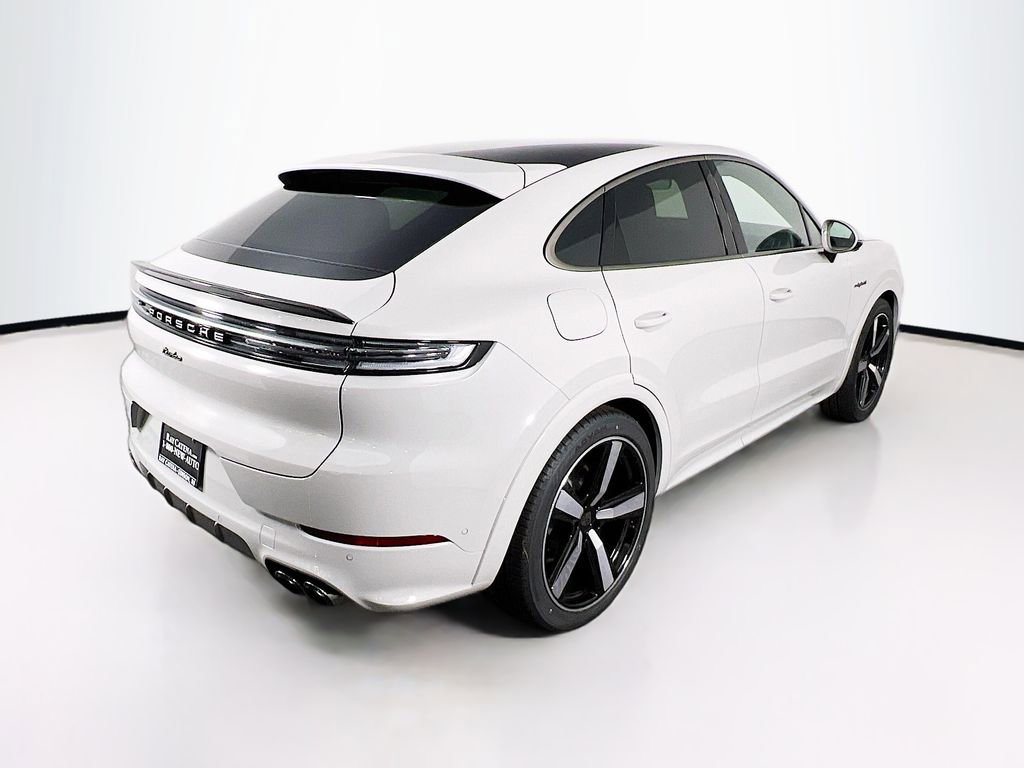 New 2026 Porsche Cayenne Turbo AWD/4WD image 9