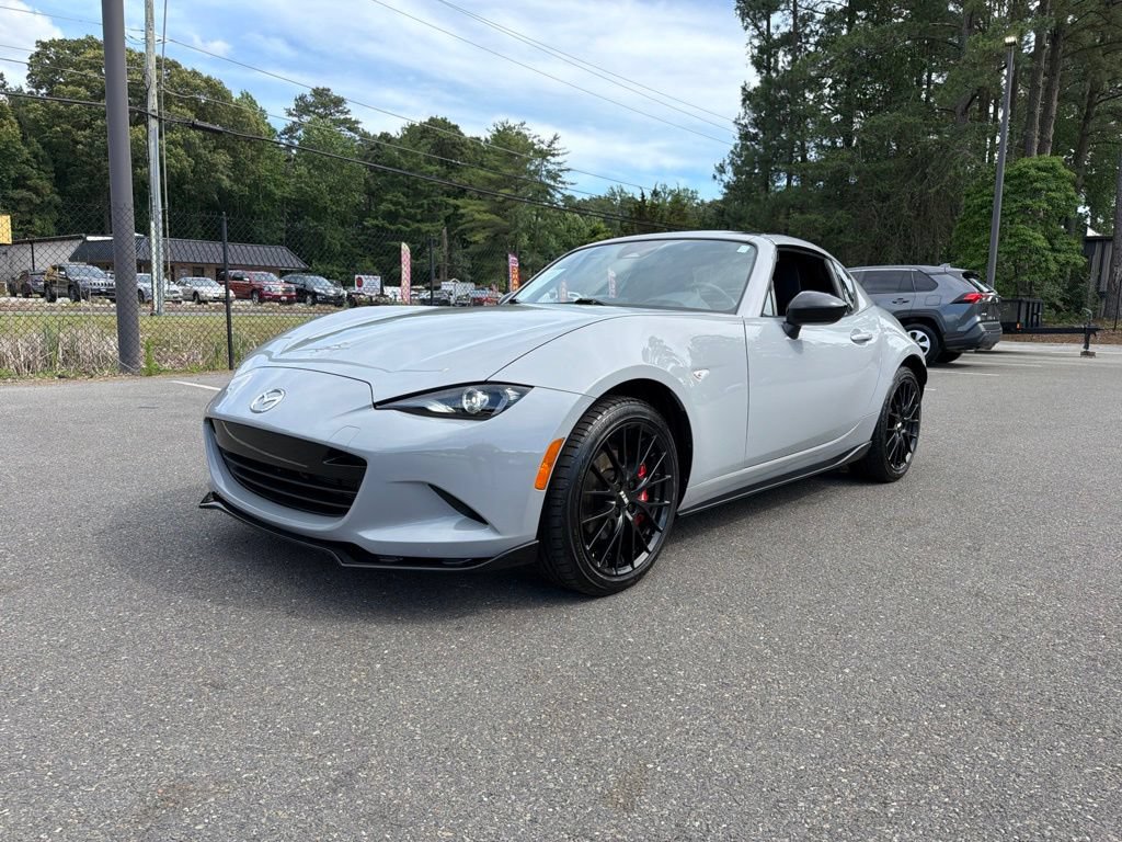 Used 2025 MAZDA MX-5 Miata RF Club w/ Weather Package RWD image 2