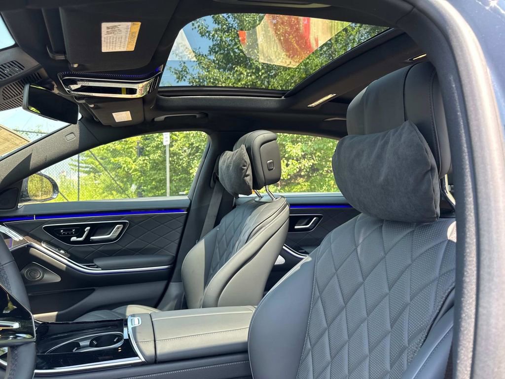 New 2025 Mercedes-Benz S 580 4MATIC Sedan image 19