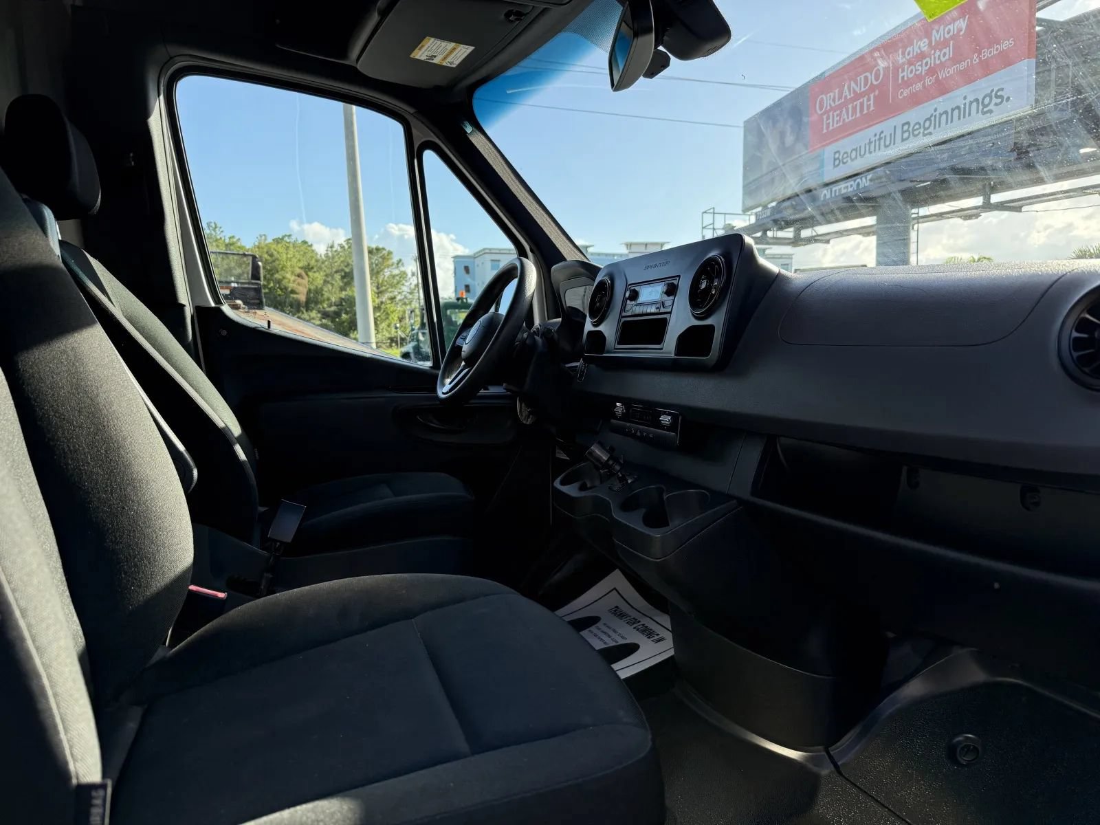 Used 2019 Freightliner Sprinter 170 RWD image 27