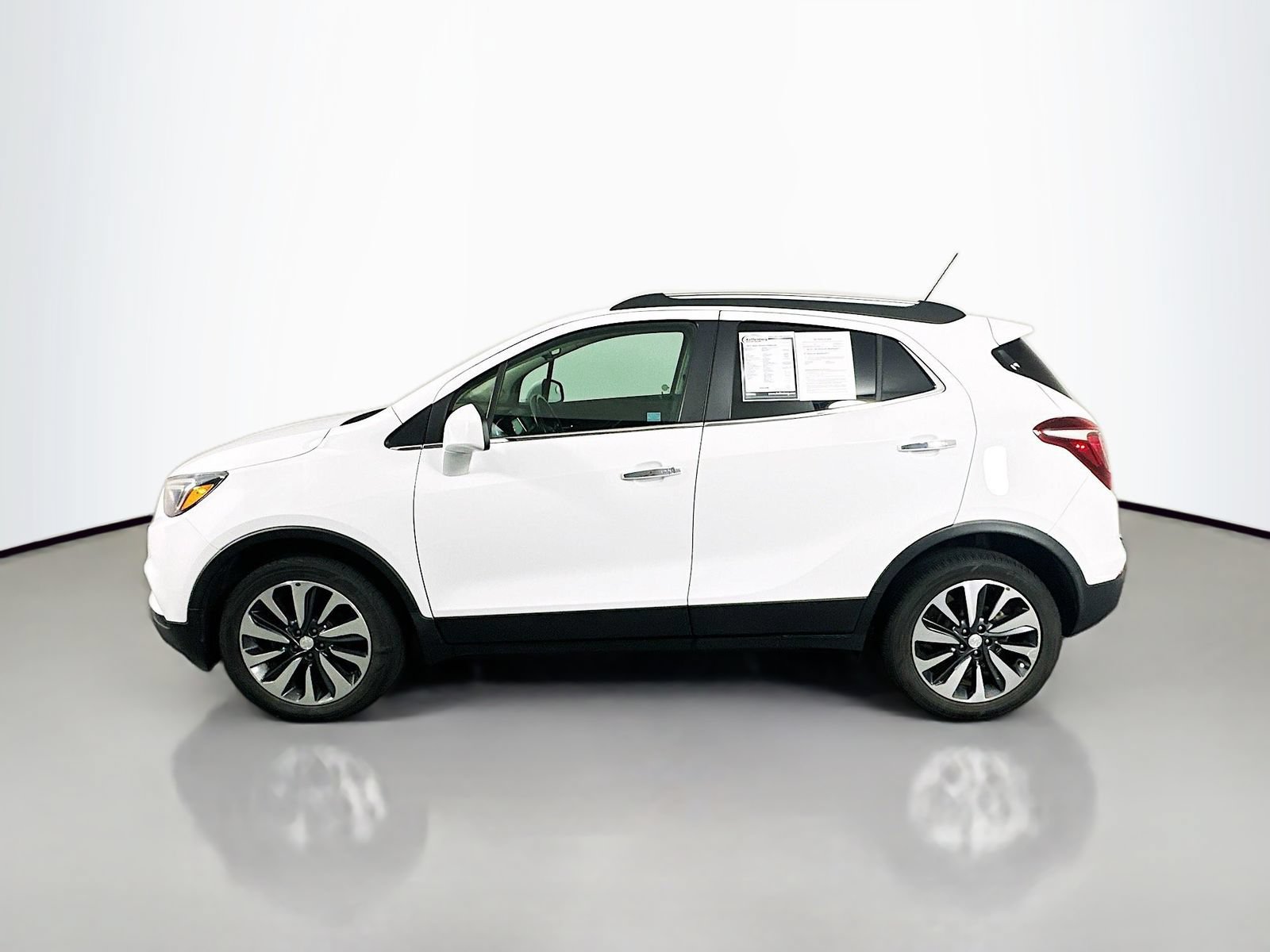 Used 2021 Buick Encore Preferred FWD image 4