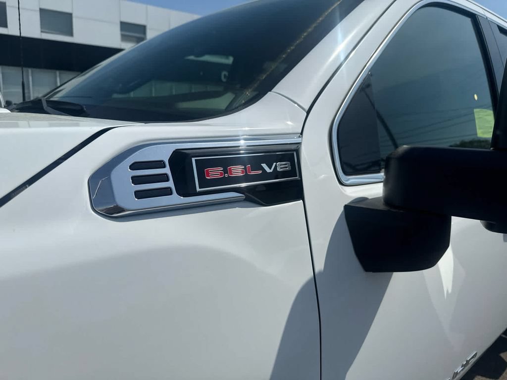 New 2026 GMC Sierra 2500 SLT AWD/4WD image 10