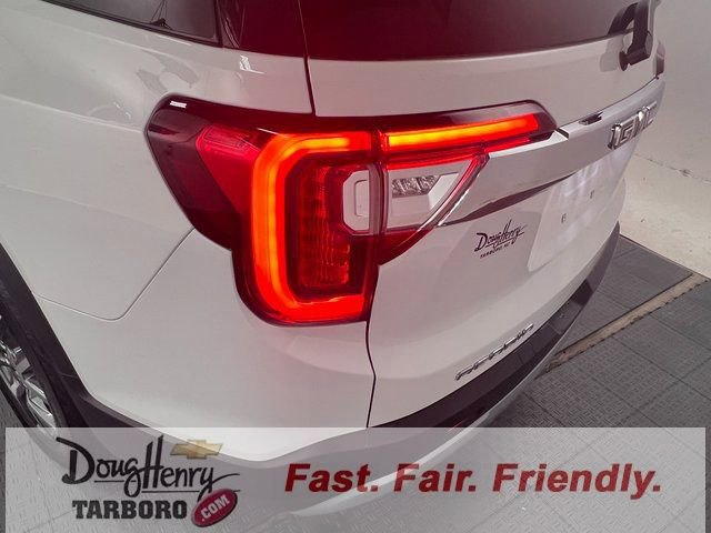 Used 2023 GMC Acadia SLT image 16