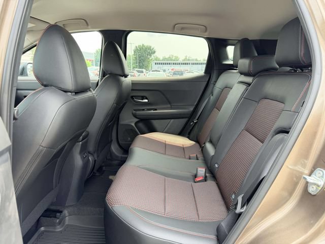 New 2026 Nissan Kicks SR w/ Interior Electronics Package FWD image 13