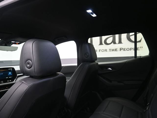 Used 2025 Chevrolet Equinox LT w/ Convenience Package II image 24