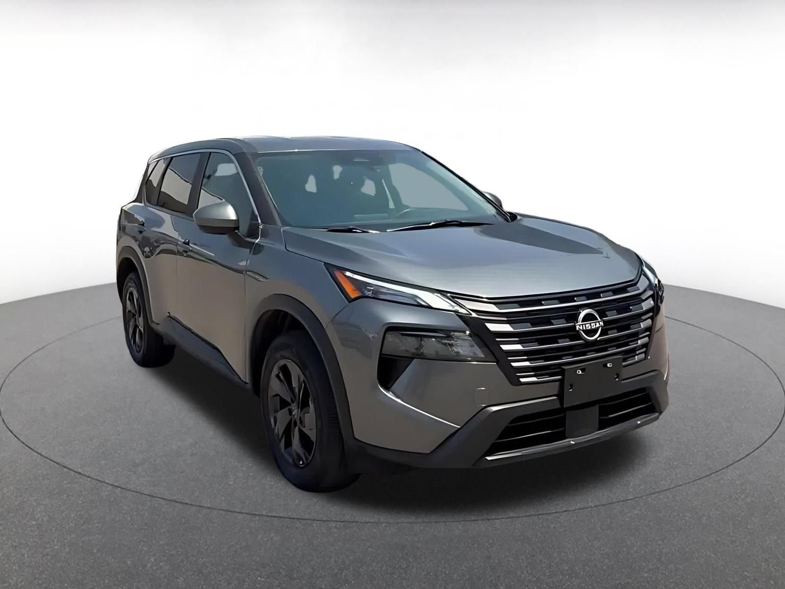 Used 2026 Nissan Rogue SV AWD/4WD image 3