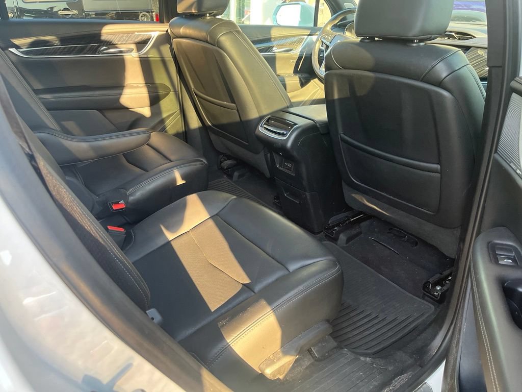 Used 2020 Cadillac XT6 Premium Luxury AWD/4WD image 5