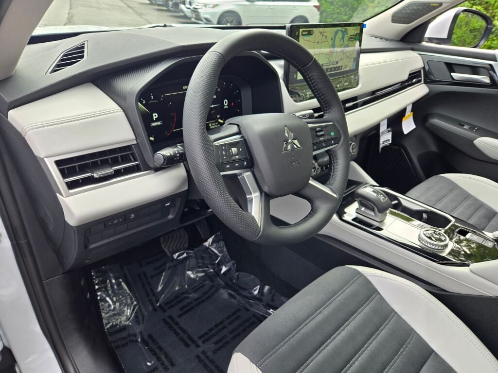 New 2026 Mitsubishi Outlander SE AWD/4WD image 19