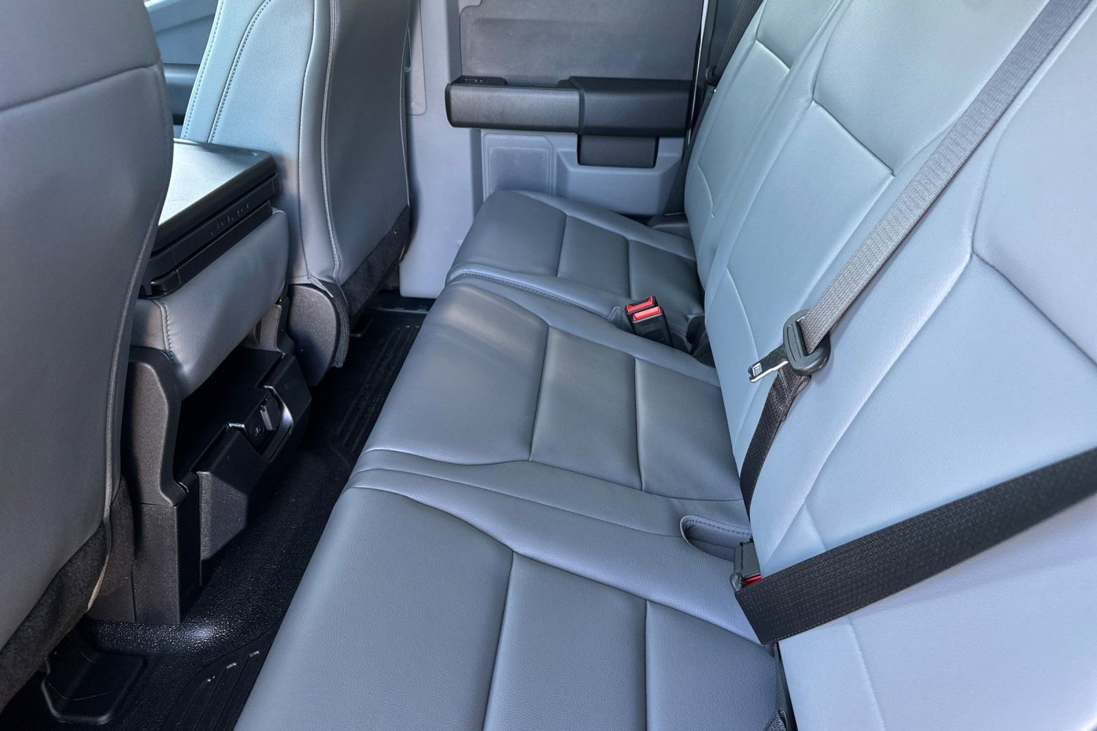 New 2026 Ford F450 2WD SuperCab Super Duty image 12