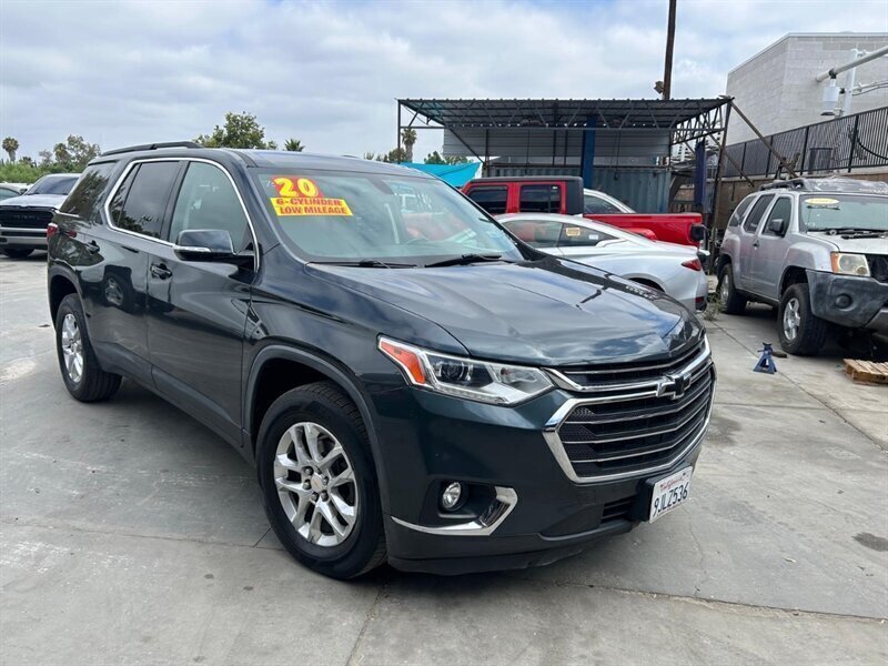 Used 2020 Chevrolet Traverse LT FWD image 16