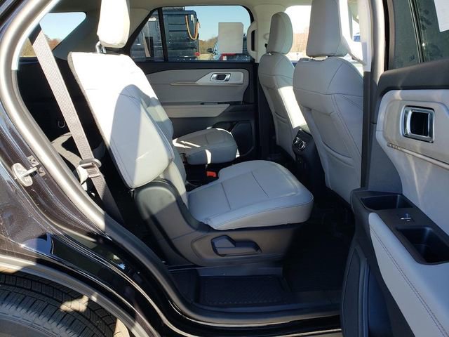 New 2026 Ford Explorer Active image 27