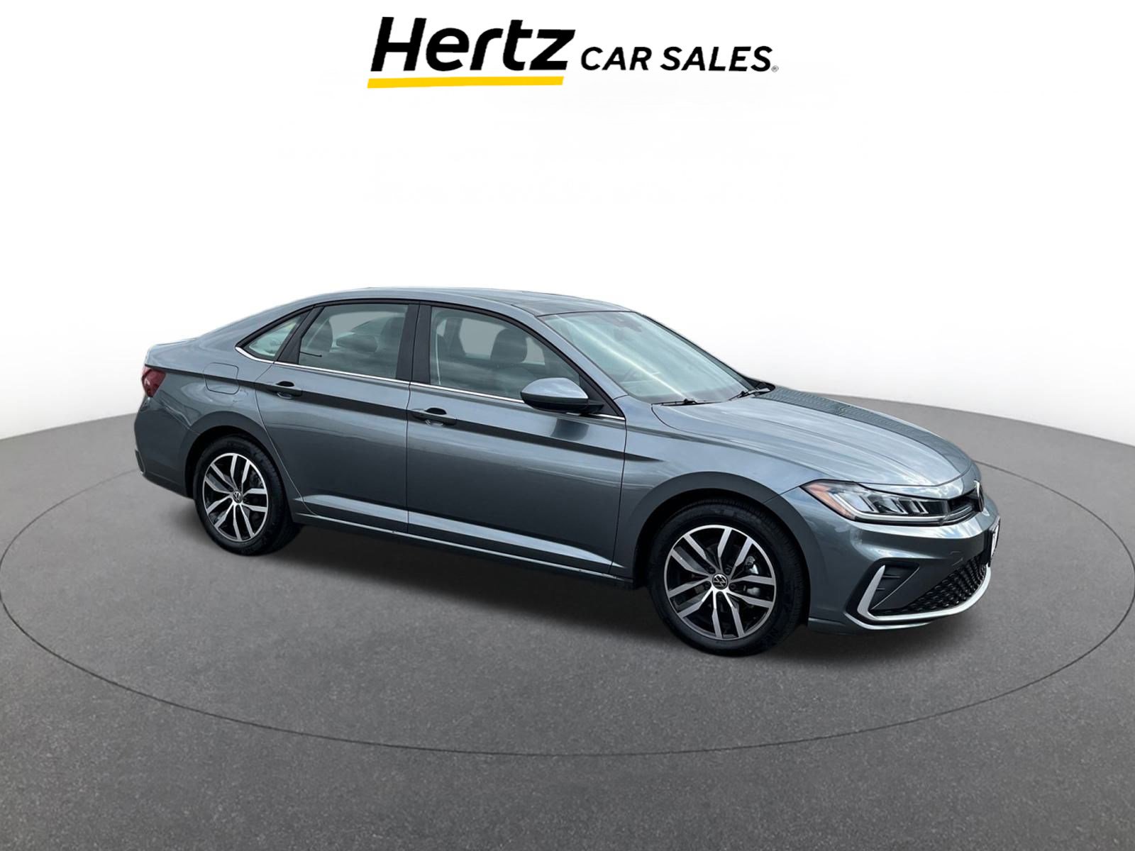 Used 2025 Volkswagen Jetta SE image 1