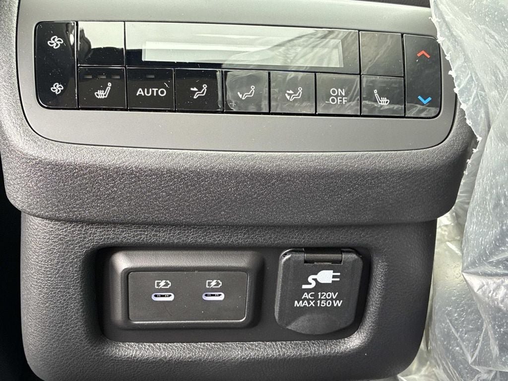 New 2026 Nissan Pathfinder Platinum w/ Cargo Package AWD/4WD image 7