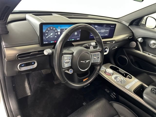 Used 2023 Genesis GV60 Advanced image 13