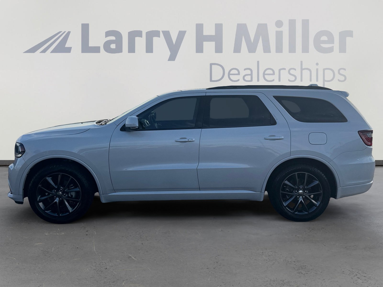 Used 2017 Dodge Durango GT w/ Premium Group image 2