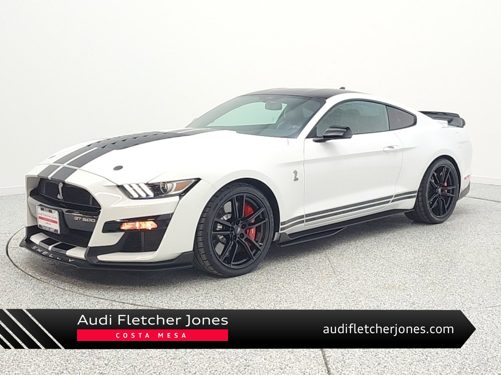 Used 2021 Ford Mustang Shelby GT500 w/ Technology Package RWD image 1