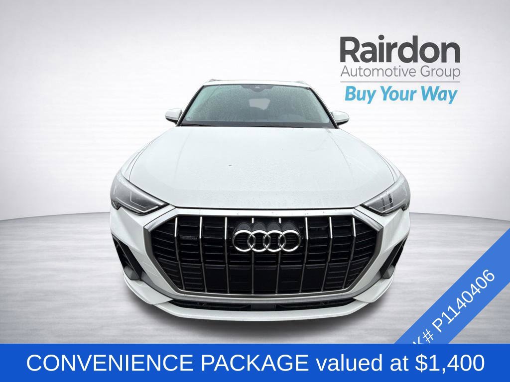 Used 2023 Audi Q3 2.0T Premium w/ Convenience Package AWD/4WD image 2