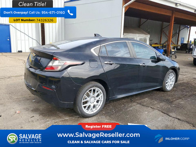 Used 2016 Chevrolet Volt LT FWD image 4