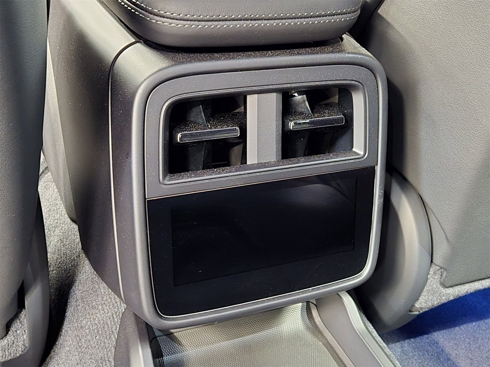 Used 2025 Porsche Taycan 4S image 11