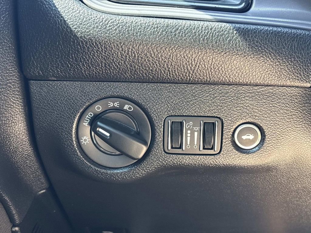 Used 2023 Dodge Challenger GT image 22